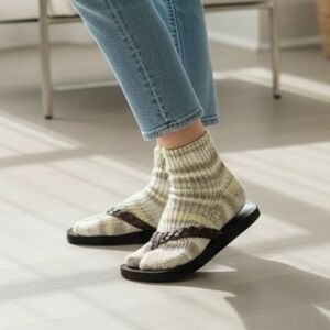 Socks Hand Crafted Ankle Flipflop Tan Cream Silver Knit Boho Eclectic